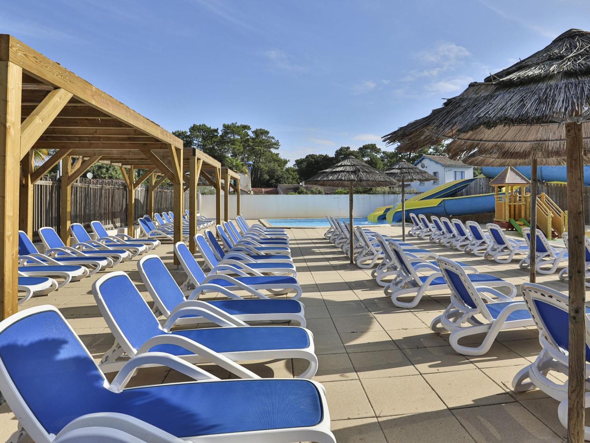 Domaine Residentiel De Plein Air Les Dunes 滨海隆热维勒 外观 照片